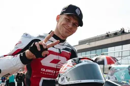 Niki Tuuli cambia tutto: addio alle moto, nuova vita da vigile del fuoco