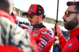 MotoGP, Pecco Bagnaia penultimo: "Sprint umiliante, chiedo scusa"