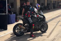 Toprak Razgatlioglu impressiona ancora: ad Austin super tempo con una BMW stock