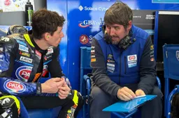 Andrea Locatelli spiega: "Cosa porta Giulio Nava nel box Yamaha"