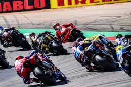 Superbike, ultime novità sul misuratore del flusso di carburante e sul regolamento Sportbike