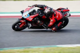 Linea verde Broncos Racing: Alessandro Usai rinnova per il CIV 2026