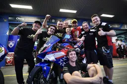 Hafizh Syahrin campione SBK ARRC, storico trionfo Ducati (e Barni) per l'ex MotoGP e Superbike