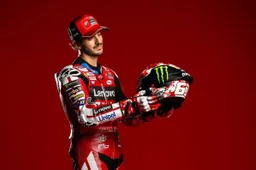 Alarm over MotoGP helmet homologations: Suomy absent—what will Bagnaia do?