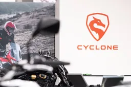 CYCLONE debutta al MBE di Verona: scooter smart, adventure RX e power-cruiser top