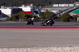 BMW doesn't wait: Petrucci and Oliveira on track at Portimao