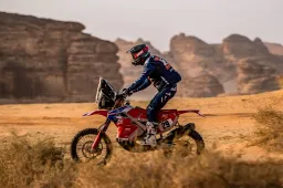 Dakar amara per Paolo Lucci: ritiro per cedimento gomme ma riparte nella categoria Experience