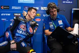 Yamaha crisis at Phillip Island, Andrea Locatelli admits: "We're struggling"