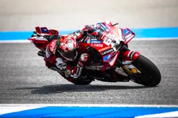 "Ho fatto un casino, come ieri": Pecco Bagnaia inciampa ancora al Buriram