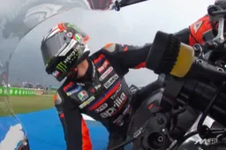 Spettacolo Aprilia al Buriram: Bezzecchi da urlo, Marquez in scia, Bagnaia disperso