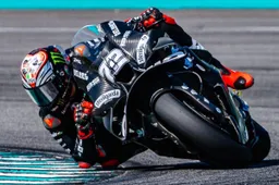 Bezzecchi brilla a Sepang: nuova Aprilia già veloce, segnali da anti-Ducati n.1