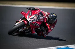 Prove 2: Bulega schiacciasassi Ducati, Yamaha in acque agitate