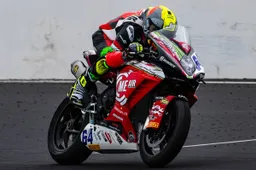 MV Agusta crisis in Supersport: farewell to the Racing Department, only two F3 800 RR bikes and no big names