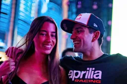 Jorge Martin and his mom thank the doctor... and Marc Marquez