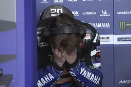 Quartararo desperate at the Buriram test: Yamaha struggles, the V4 won't get off the ground