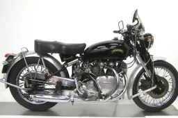 Vincent: dalla sfida al limite alla leggenda nera, come nacque la moto di serie più veloce del mondo