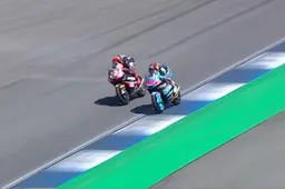 Red-hot Moto3 duel: Almansa edges Quiles at the photo finish, Italians off the pace