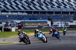 Tyler Scott con Suzuki in pole alla 200 miglia di Daytona, 6° Di Mario
