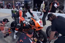 Il diario di Alessandro Di Mario: "Ecco com'è la  200 miglia di Daytona da dentro"