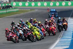 Rider market on hold: tense atmosphere in the MotoGP paddock