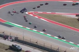 Moto2 Austin: clamoroso botto al primo giro, poi Agius sconfigge Vietti