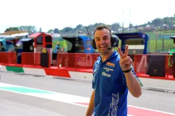 Farewell to Roberto Lunadei: former rider and mechanic in Grand Prix motorcycle racing dies in a tragic accident