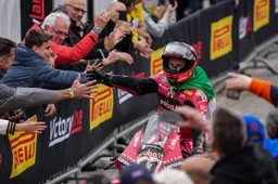 SBK Assen: Nicolò Bulega è troppo forte, fa il vuoto anche in gara 2