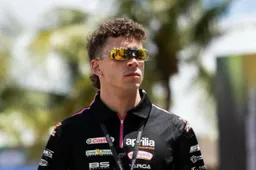 Marco Bezzecchi: "Costruirò un muro nel box Aprilia"