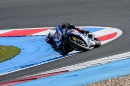 SBK Assen: Vierge tiene a galla la Yamaha e sogna il podio, Locatelli delude