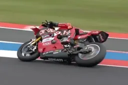 SBK Most Prove 1: La Ducati li ridicolizza, con meno benzina va forte lo stesso