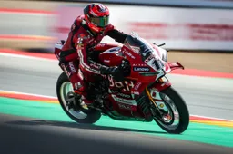 SBK Aragon: Bulega si supera, sesta pole con l'ultra record!