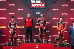 Superbike Aragon 2026, tutti contro Bulega: gli orari tv e streaming su Sky, TV8 e Now