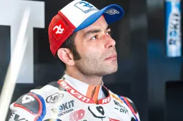 SBK, domenica nera per BMW: neanche Petrucci correrà Gara 2 a Balaton Park