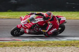 Michele Pirro riporta Ducati alla vittoria nel CIV Superbike