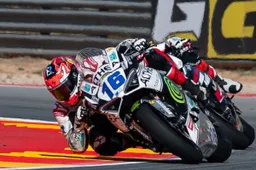 Supersport Aragon: Zaccone che sballo! Il campione elettrico fulmina Arenas