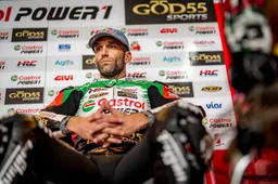 After seeing the specialist, Zarco prepares for surgery and his recovery plan: all the details