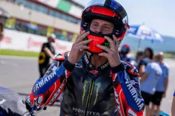 Yamaha sinks at Mugello, Quartararo second-to-last and exhausted: 15 more GPs before the Honda switch
