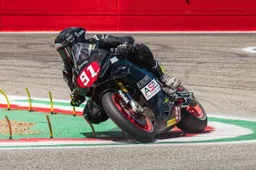 L'incredibile avventura (tutta in famiglia) di Luca Bernardi nel CIV Superbike