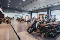 La svolta di Rossi Moto: il know auto per i motociclisti esigenti