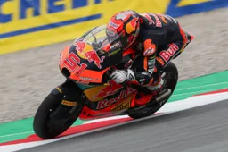 Brian Uriarte squalificato dal GP Catalunya: cos'è successo e la classifica Moto3 aggiornata