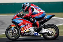 Supersport Misano: La cinese sbanca gara 1,  pokerissimo ZXMoto