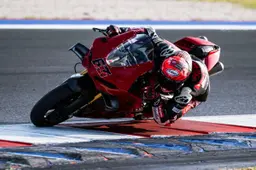 Con quali moto si possono allenare i piloti MotoGP? Cosa dice il regolamento