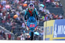 Maximo Quiles: l'infortunio, il dominio in Moto3 ed i gatti