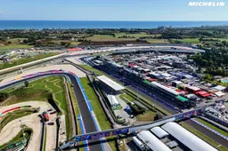Curriculum in mano e piedi nella sabbia: i colloqui per la MotoGP a Misano sono in riva al mare!