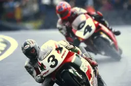Il Re e l’Eretico: il biennio di fuoco Superbike  tra Fogarty e Kocinski