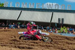 Van Drunen shines in the men’s field: in the points again in MX2 ahead of the WMX final sprint