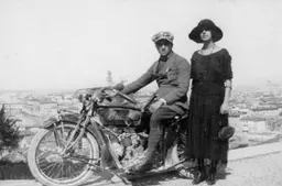“I bought the motorcycle on an installment plan, then I won 15,000 lire”: in 1922, a one‐make race could make you rich!
