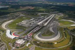 Russell a caccia di Antonelli,  in Malesia risveglio con la sfida che ha riacceso la F1