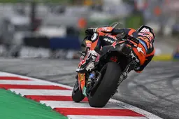 Warm Up MotoGP Austria: Acosta prepara il riscatto, ma cade ancora. Gli orari tv di oggi