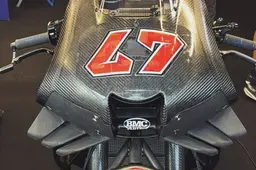 Presenze e assenze pesanti ai test 850 e Pirelli, Yamaha ruba già la scena